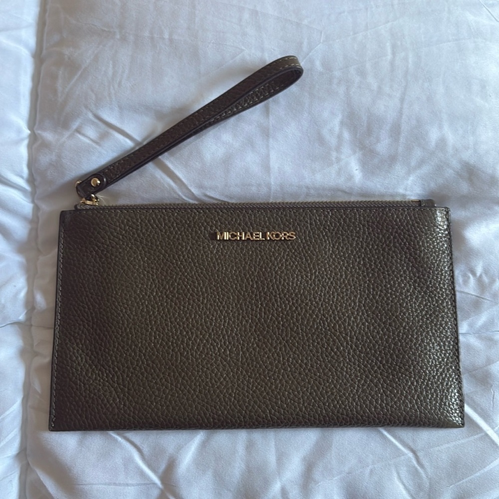Michael Kors Clutch
